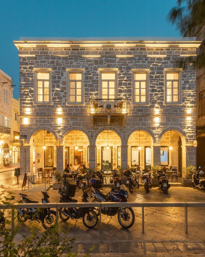 Syros Soul Luxury Suites Эрмуполис Экстерьер фото